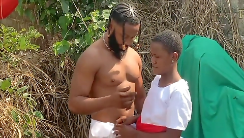 Big ass ebony pornstar getting fucked outdoors in a field