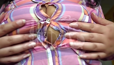 Ebony beauty in black lingerie masturbating on webcam