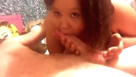 Black girl with a thick booty plays her deepthroat role