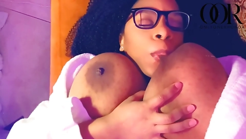 Busty black milf in amateur solo video with big tits