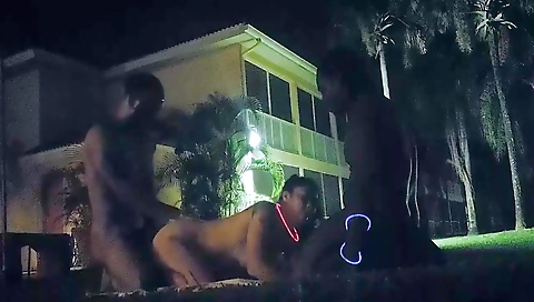 Brunette ebony lady enjoys a threesome with a black dude