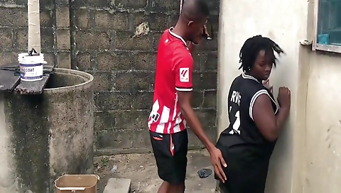 Ebony girl gets fucked in her backyard on a camera