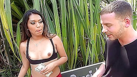 Nicole Rey - Hustling Hussie