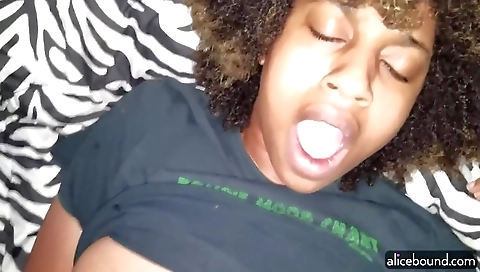 Ebony babe fucks with dildo and vibrator in amateur scene